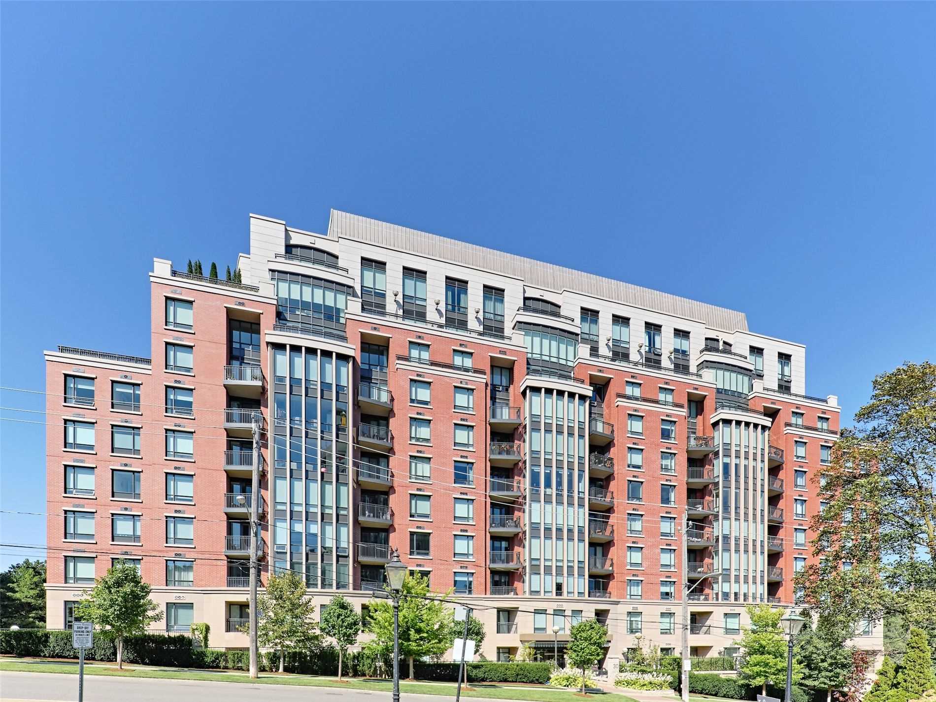00 riverhouse at the old mill condos