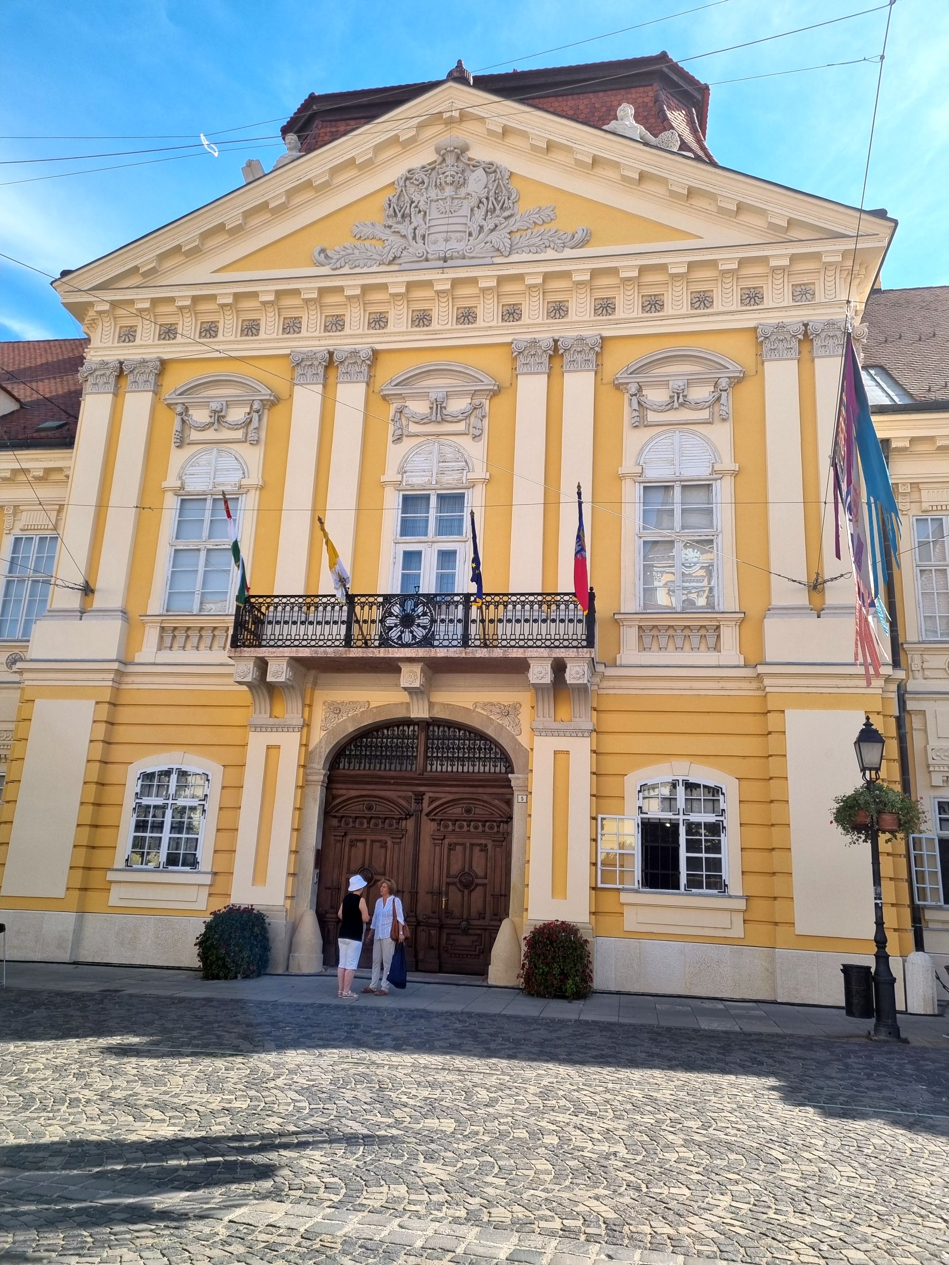 Híres épületek: Székesfehérvár 7 20240813 094711 Szekesfehervar Puspoki palota 2