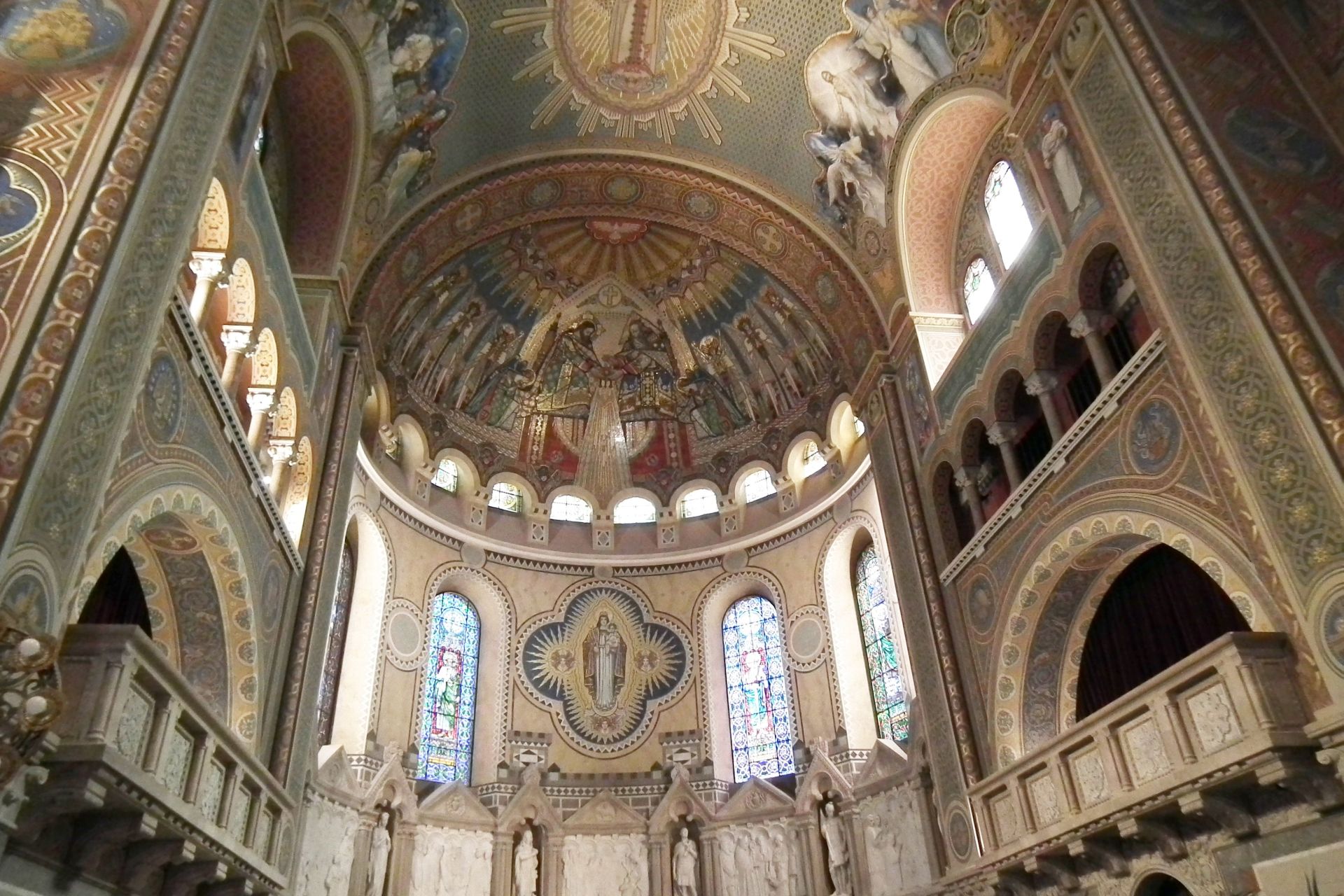 DSCF6088 Magyarok Nagyasszonya szekesegyhaz szentely freakoi2