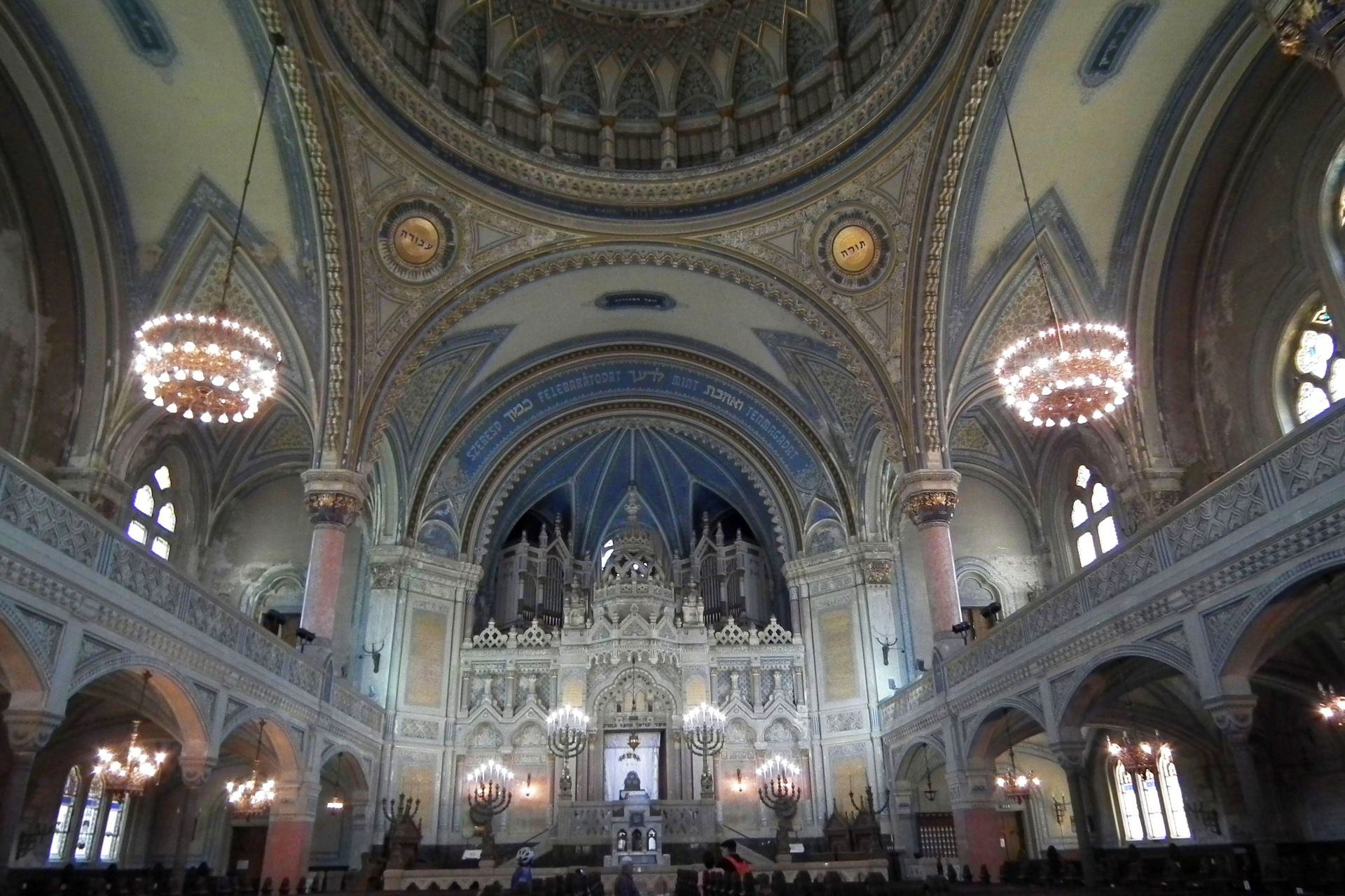 DSCF6218 Uj zsinagoga beleptem2