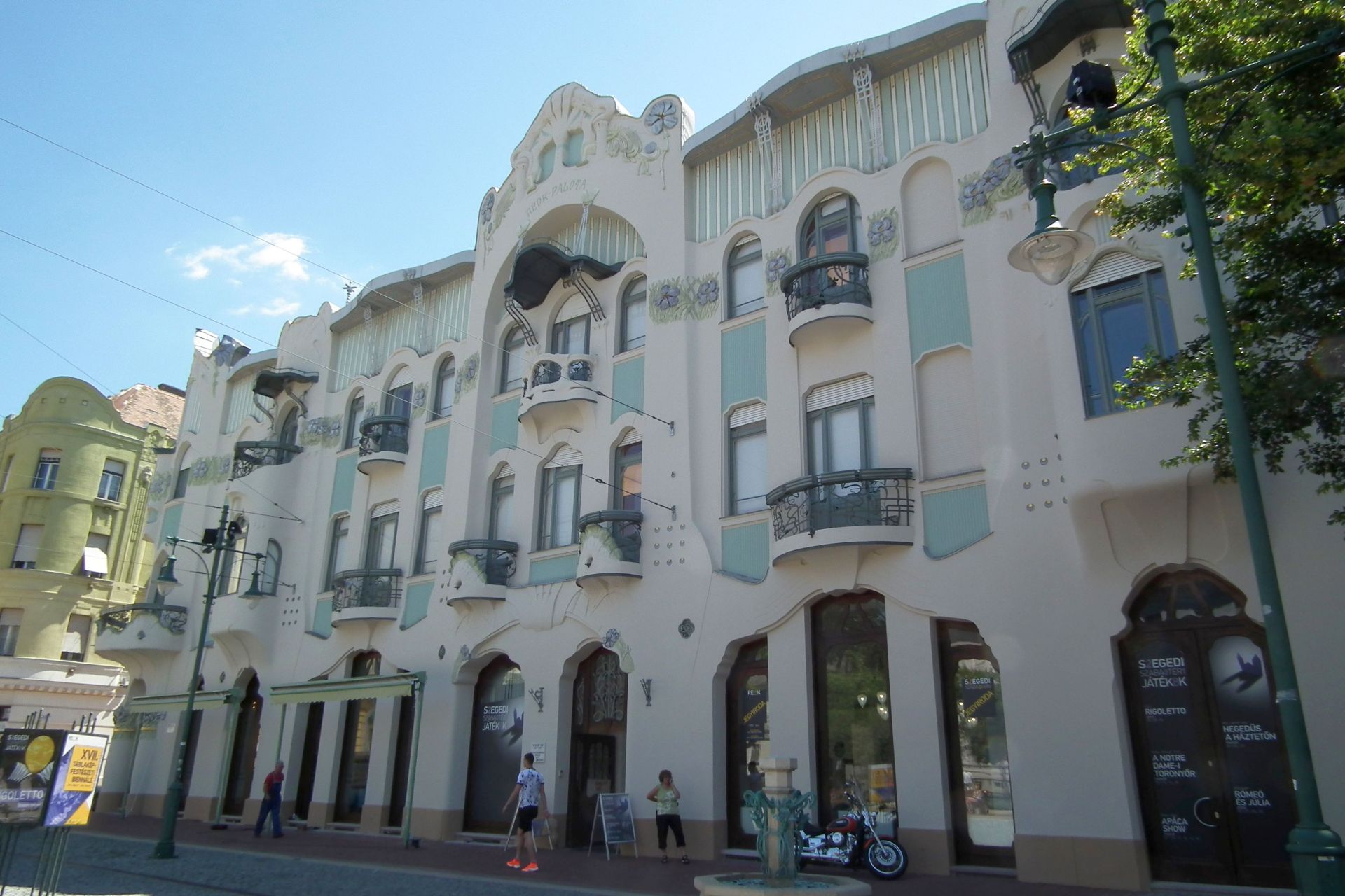 DSCF6165 Reok palota 2