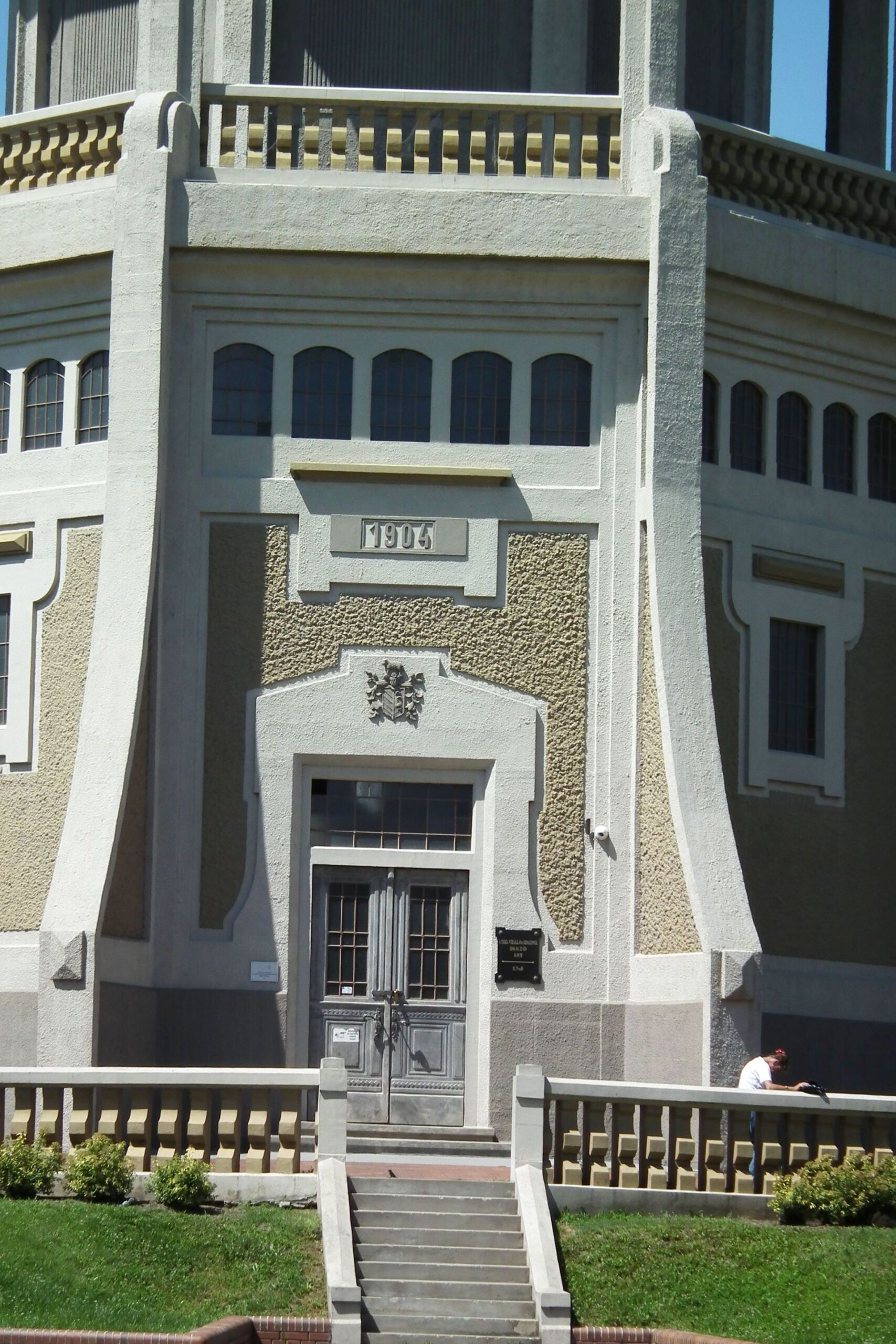 Híres Épületek: Szeged (második rész). 14 DSCF6341 Viztorony reszlet 2 scaled