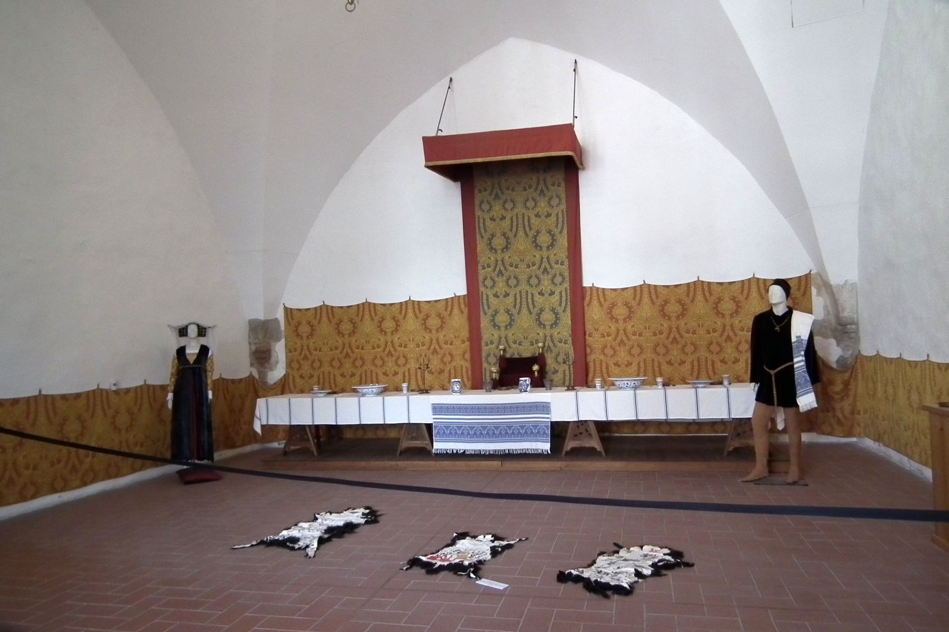 DSCF6091 keleti szarny 1. lakosztaly2