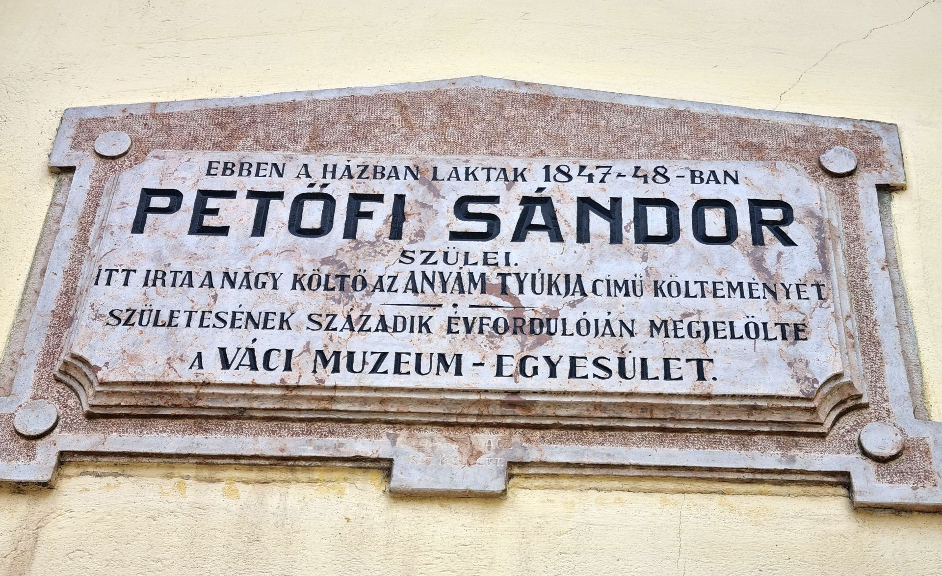 20220525 120138 itt eltek Petofi szulei2