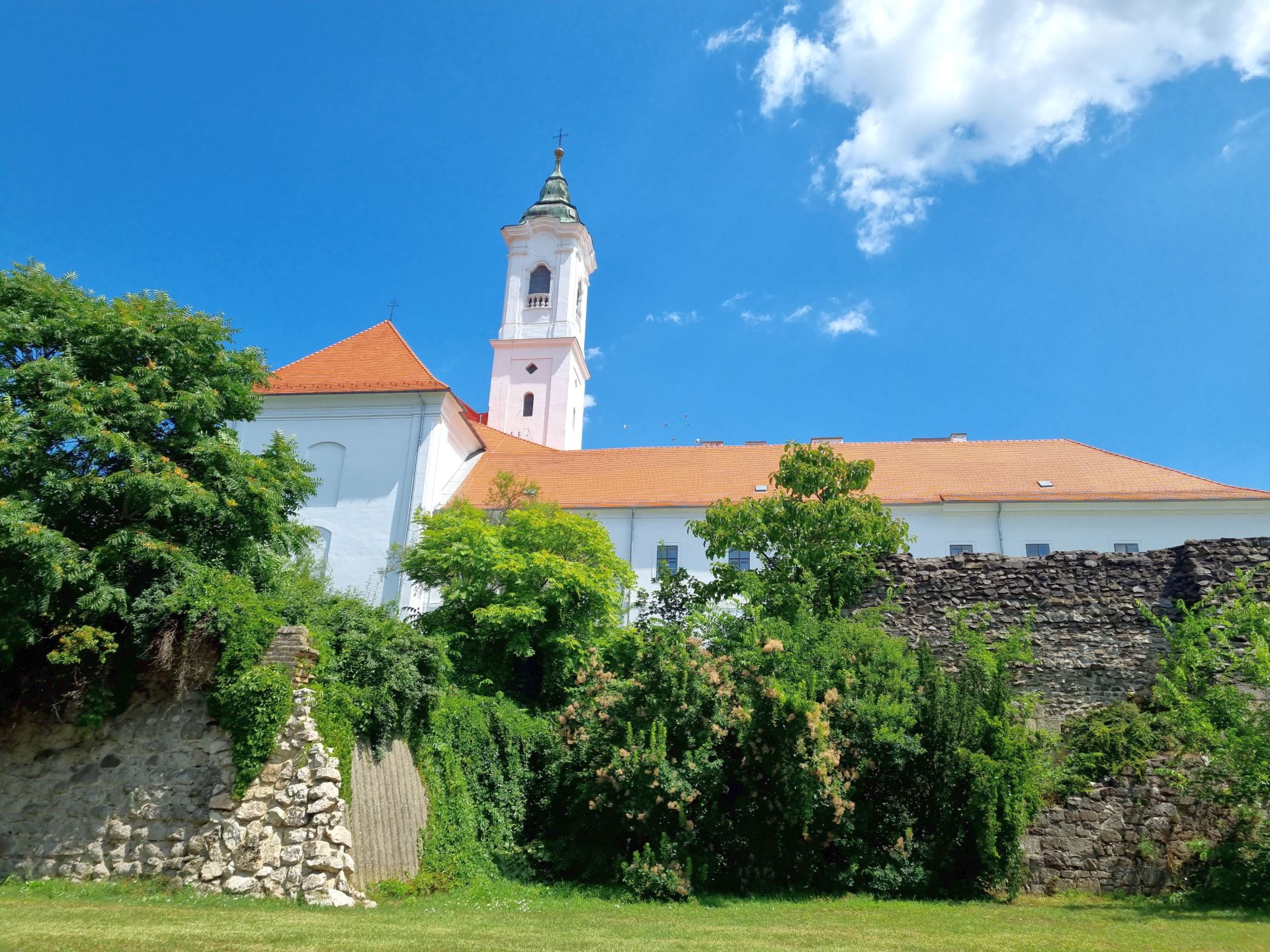 20230723 121701 01 Ferences temolom es varrom2